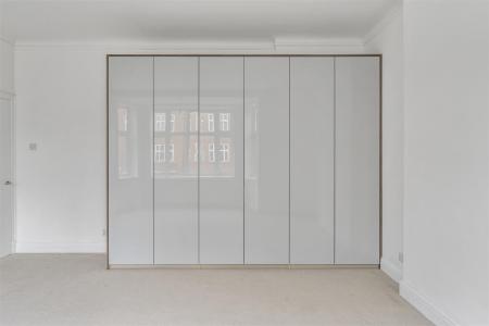 To Let - Ross Court SW15 3NZ-No Watermark-8.jpg