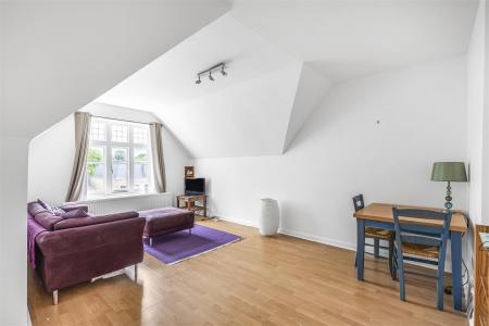 454E_Upper_Richmond_Road-2.jpg