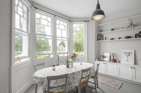 James_Anderson_-_Flat_4__174__West_Hill_-8.JPG