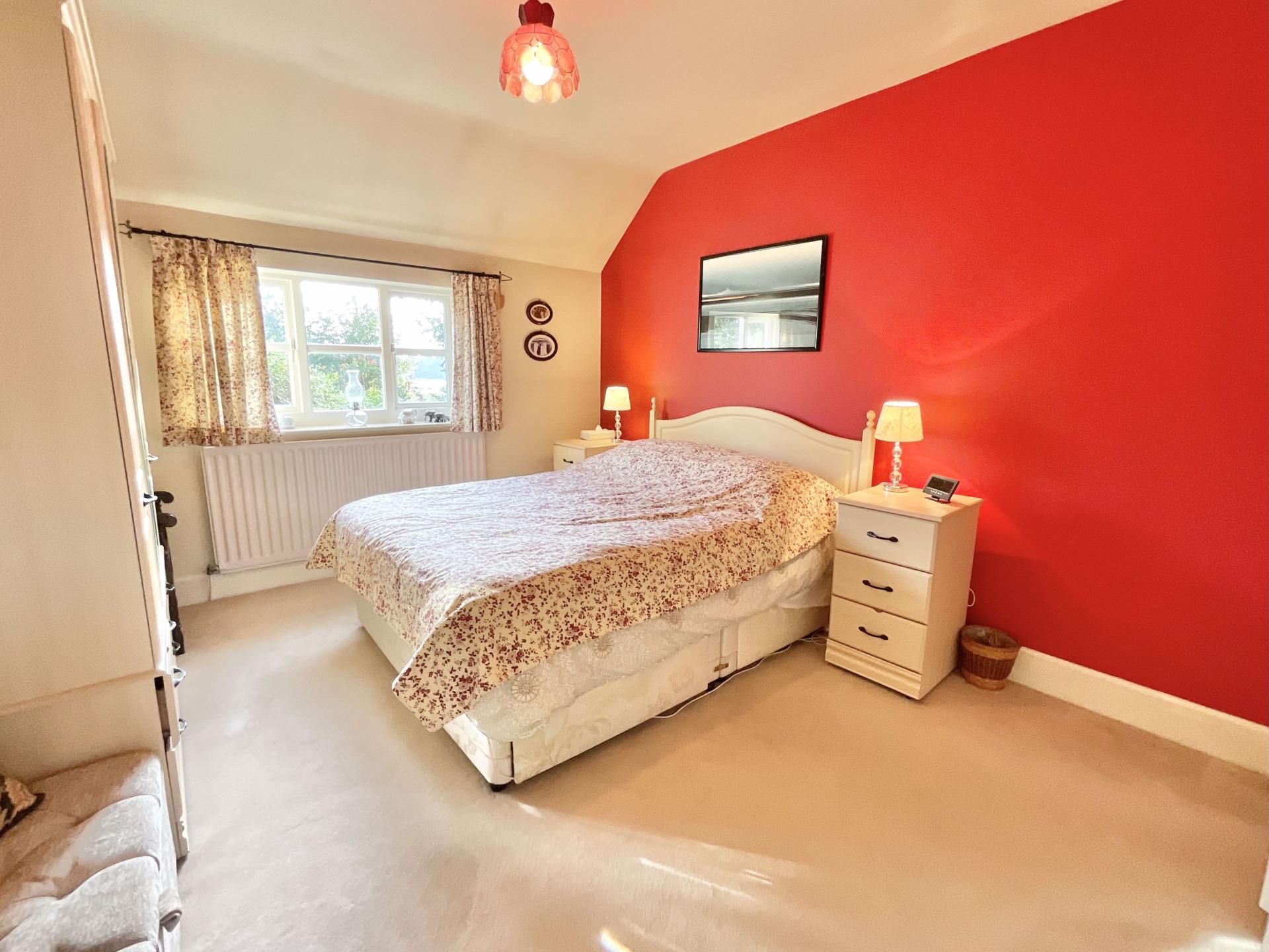 3 bedroom House for sale in Knighton