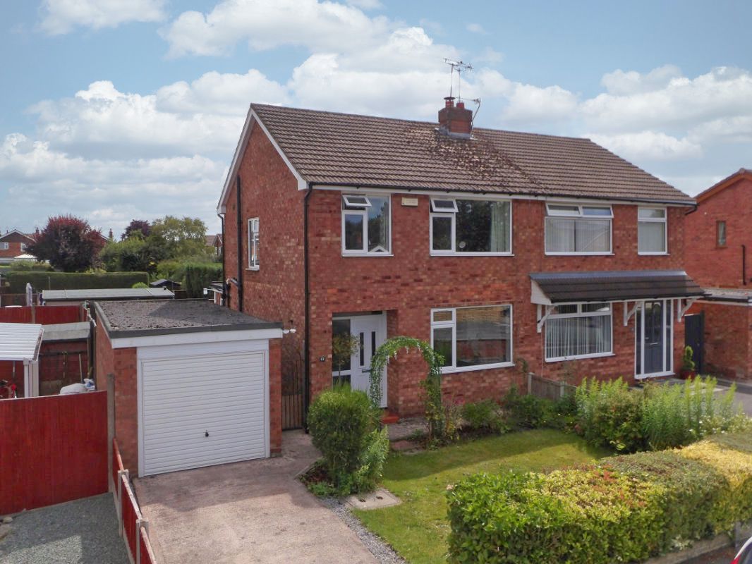 3 bedroom House for sale in Crewe
