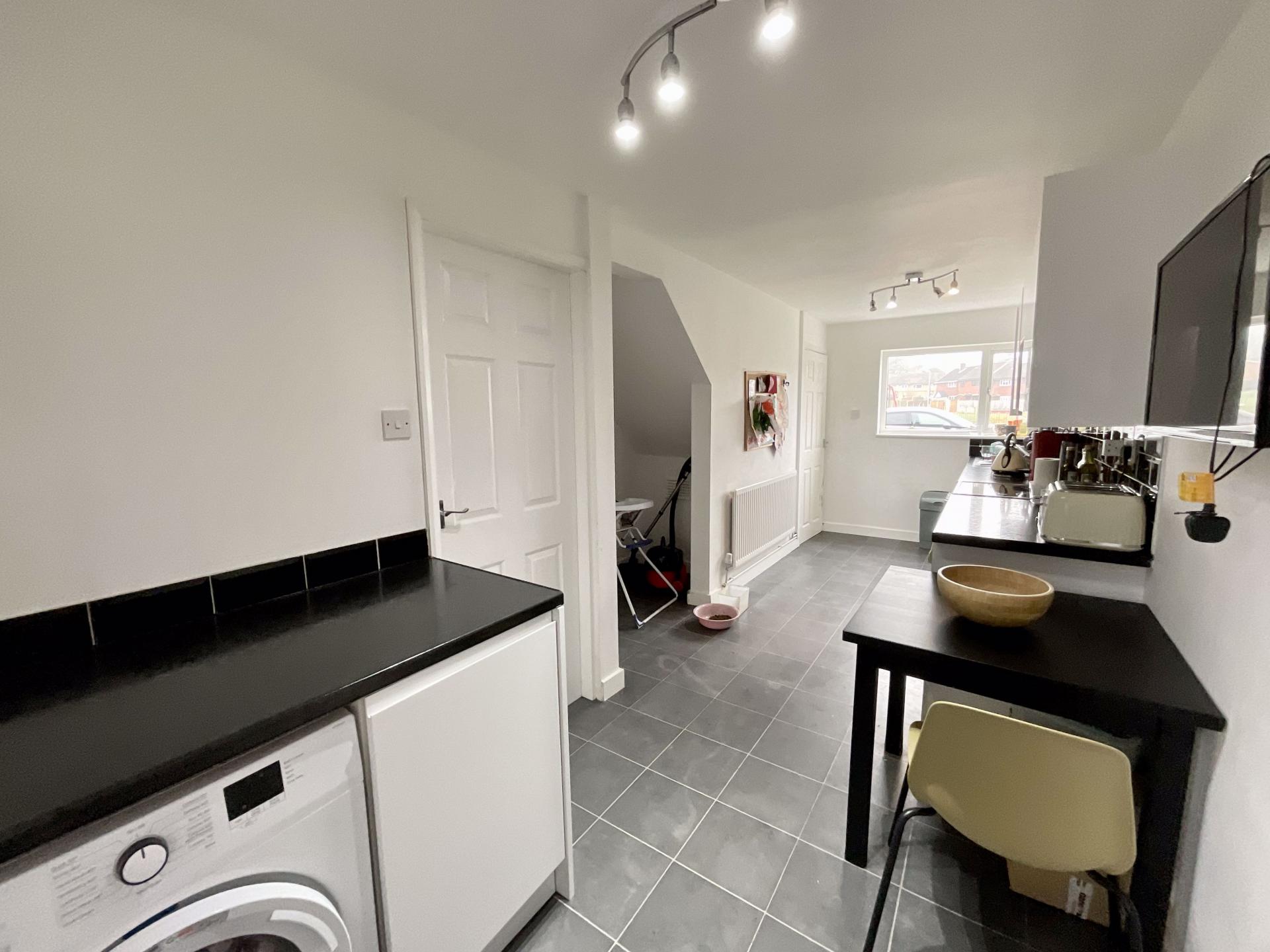 3 bedroom End of Terrace House for sale in Stone