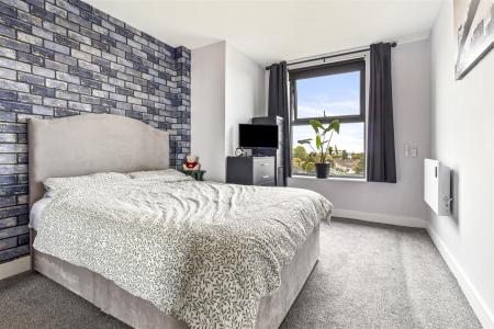 109 Columbia House internals_007.JPG