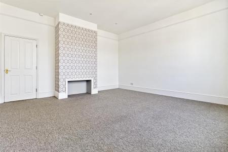 Park Crescent, 11D-002.jpg
