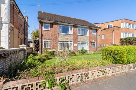 Dawson Court 4-010.jpg