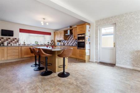 Honey Suckle Lane, Kinfauns-024.jpg