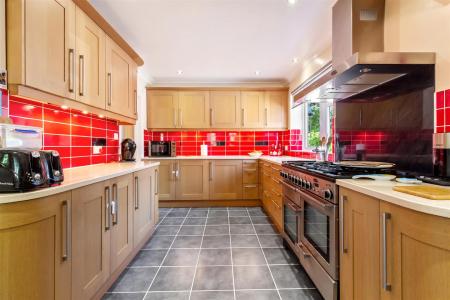 Offington Drive 86-012.jpg