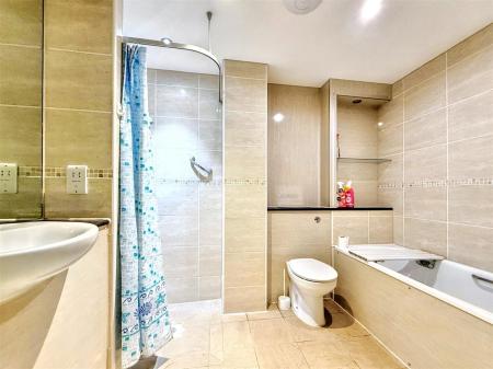 Bathroom.jpg