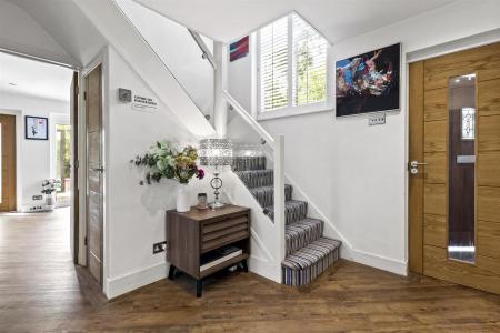 Ashcombe Lodge-012.JPG