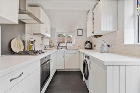 14 Seldens Way-003.jpg