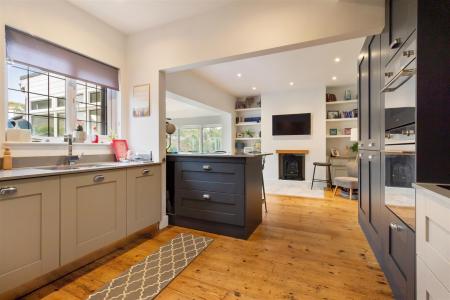 11 Pevensey Road-015.jpg