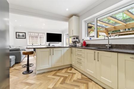 97 Aldsworth Avenue-022.JPG