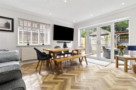 97 Aldsworth Avenue-020.JPG