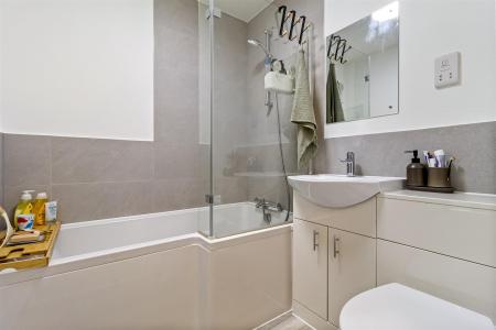 56 Columbia Housde-007.JPG