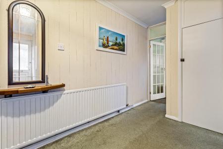 3 Twyford Close-012.JPG