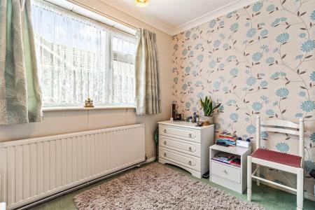 3 Twyford Close-004.JPG