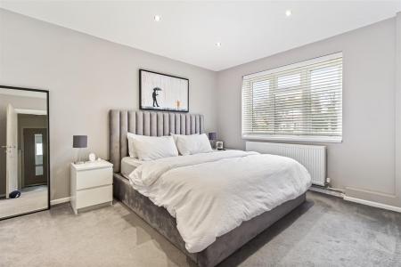 42 Terringes Avenue-003.JPG