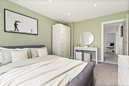 42 Terringes Avenue-002.JPG