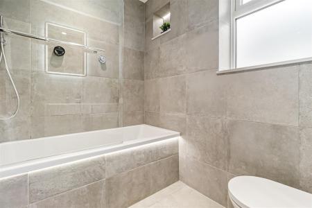 42 Terringes Avenue-006.JPG