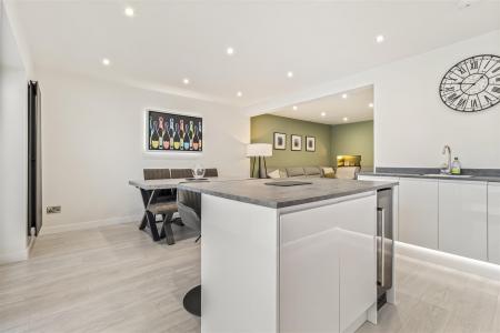 42 Terringes Avenue-018.JPG