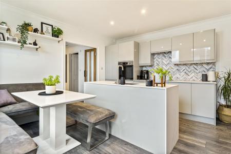 148 Pavillion Road-010.JPG