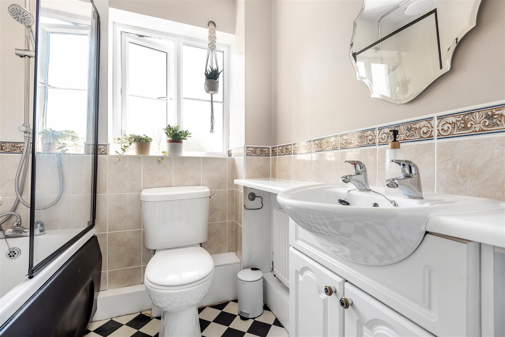 1 bedroom SemiDetached House for sale in Watford