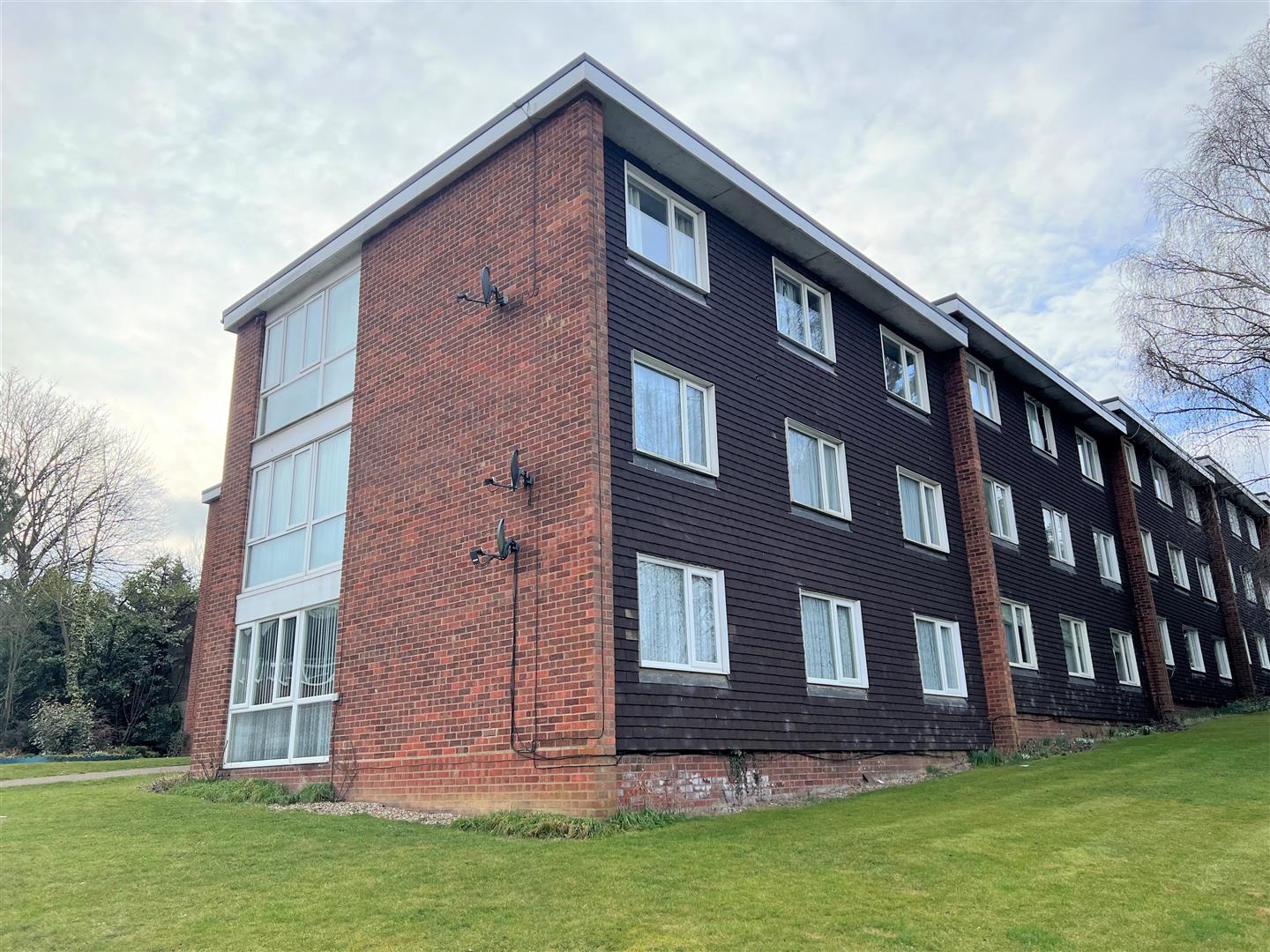 2 bedroom Apartment for sale in Rickmansworth