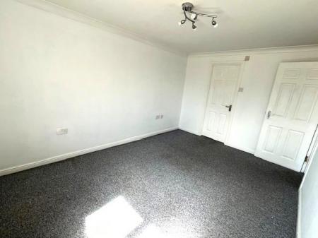 Bedroom 1.jpg