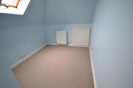 32 Sherborne small loft room 1.JPG