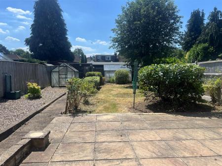Rousebarn Lane - Garden.jpg