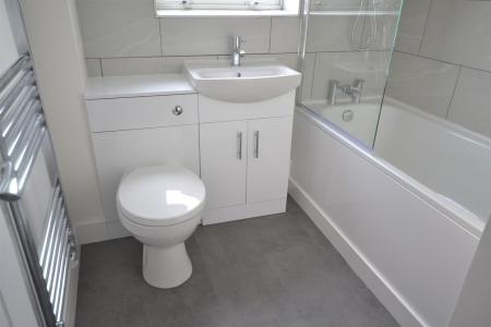 Bathroom.JPG