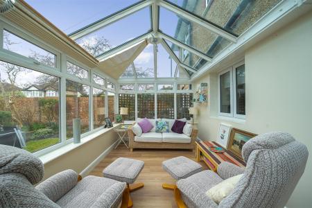 Sherborne Way - Conservatory 1.jpg