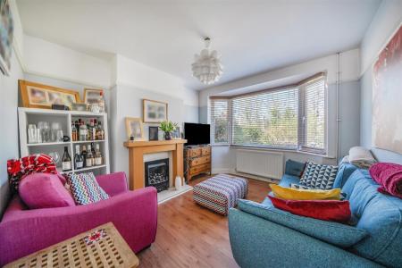 Watford Road - Lounge 3.jpg