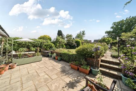 Canterbury Way -  Garden.jpg