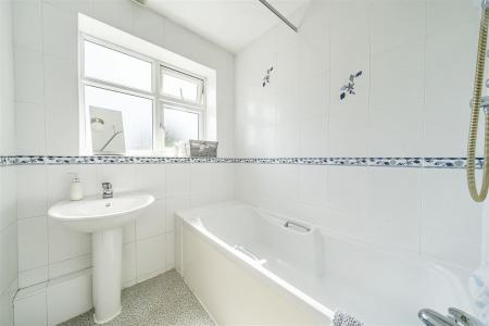 Canterbury Way -  Bathroom.jpg