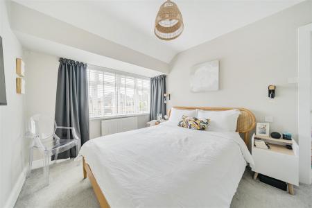 Winchester Way - Bed 1.jpg