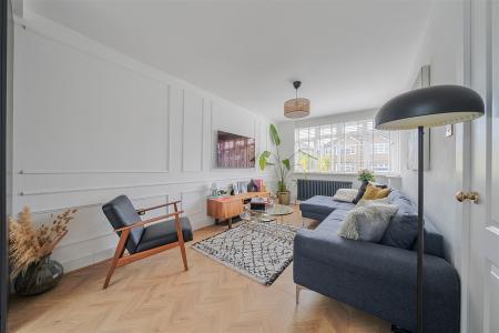 Winchester Way - Lounge 3.jpg