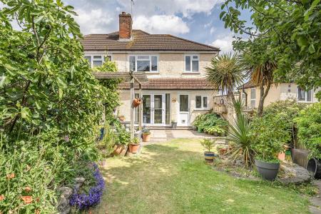 Oakleigh Drive - Rear.jpg