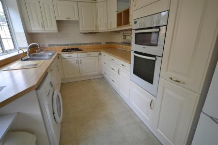 Kitchen 1.1.JPG