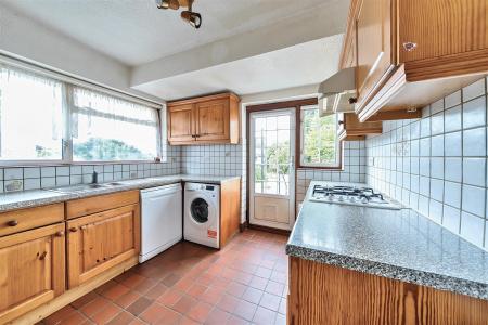 Sherborne Way - Kitchen (2).jpg