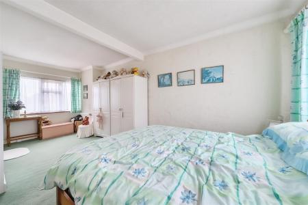 Sherborne Way - Bed b1.jpg