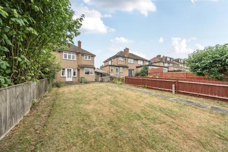Canterbury Way - Rear 1.jpg