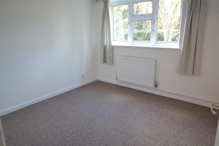 9 Ascot Ct 2nd Bed.JPG