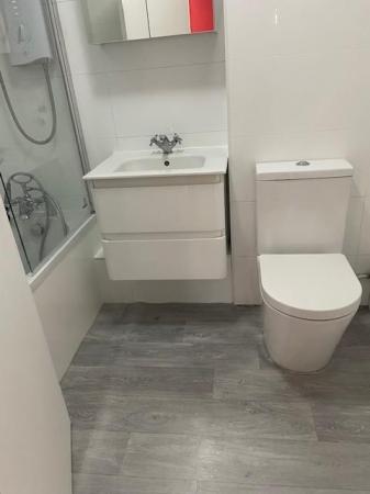 Bathroom 2.jpg