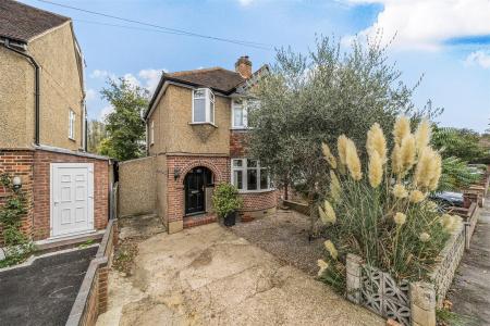 Links Way - Front 1.jpg