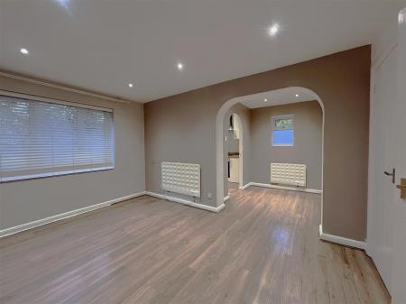 Vine Tree Court - Reception room 1.jpg