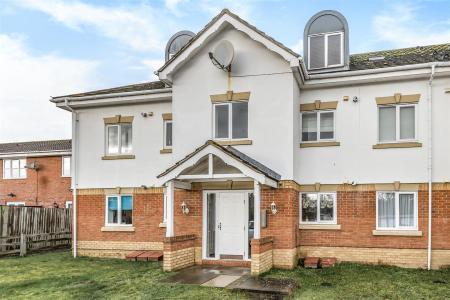 Basildon Close - Front.jpg