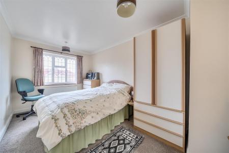 Baldwins Lane - Bed 2.jpg