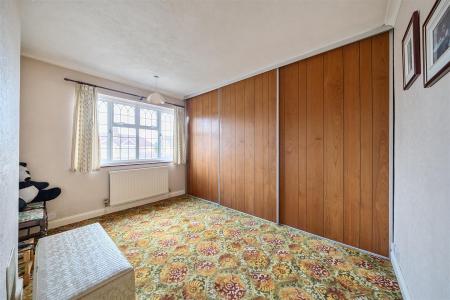 Baldwins Lane - Bed 1.jpg