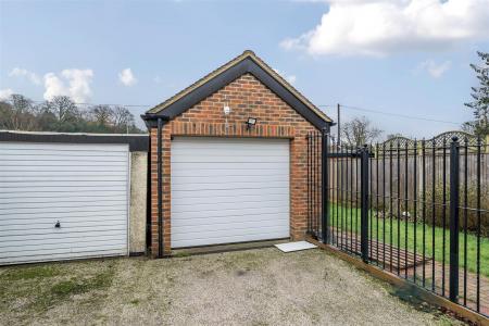 Links Way - Garage.jpg